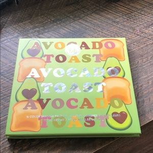 Bh cosmetics avocado toast palette